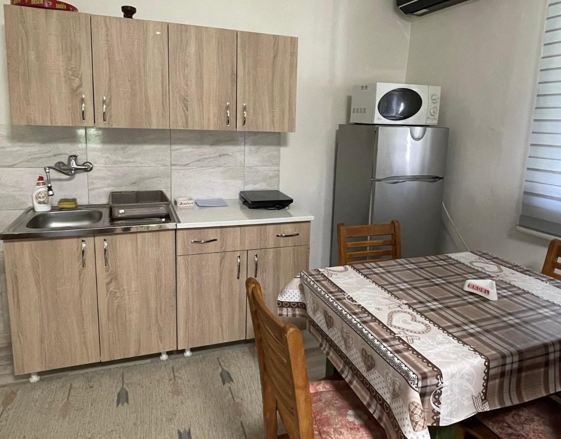 Vikendica Cerovic Villa Kraljevo Buitenkant foto